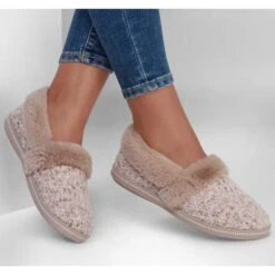 SKECHERS Women's Cozy Campfire - Lazy Sundaze Slippers -Shoe Serie Shop 2082033 205 alt5